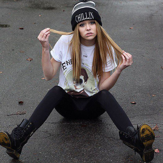 184425_291659110937351_689352229_n - xo_Acacia Clark_xo