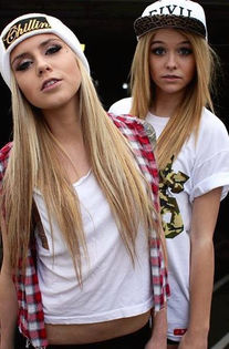 393013_291658924270703_1817183860_n - xo_Acacia Clark_xo
