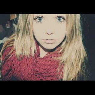 12033_283096688460260_2048971406_n - xo_Acacia Clark_xo