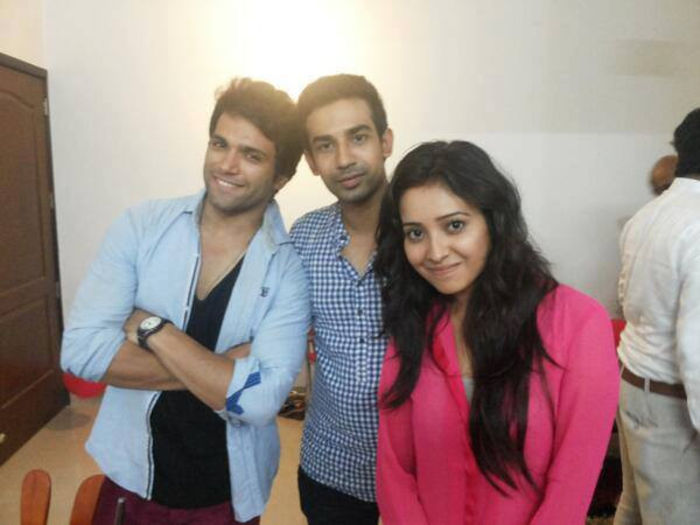 972307_470101489730839_1195882638_n - Rithvik Dahajan si Asha Negi poze noii