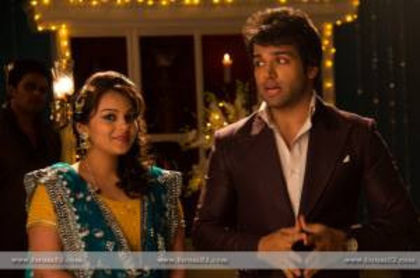 249122_372117136241690_295815341_n