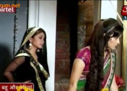 89456896_QDGAZIJ - Rithvik Dahajan si Asha Negi poze noii