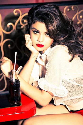 Selena-Gomez-photo-2013 - selena gomez