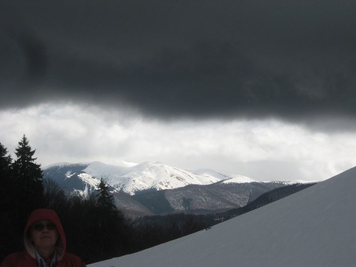 si Baiului  luminat - drumetii ian-martie 2013