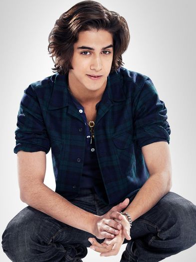victorious-avan-jogia - Victorius