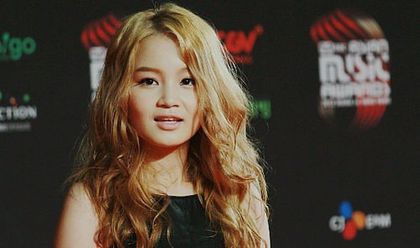lee hi13