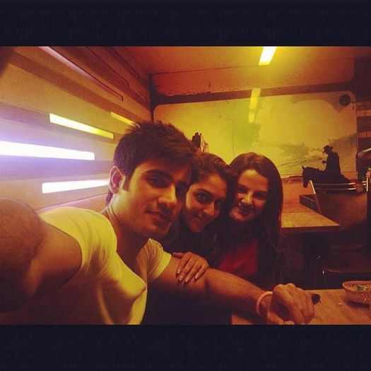 179272_491478807553979_586983630_n