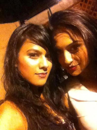 536873_491478110887382_865131307_n - Ek Hazaaron Mein Meri Behna Hain unseen pictures