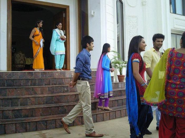 285311_491477774220749_444627033_n