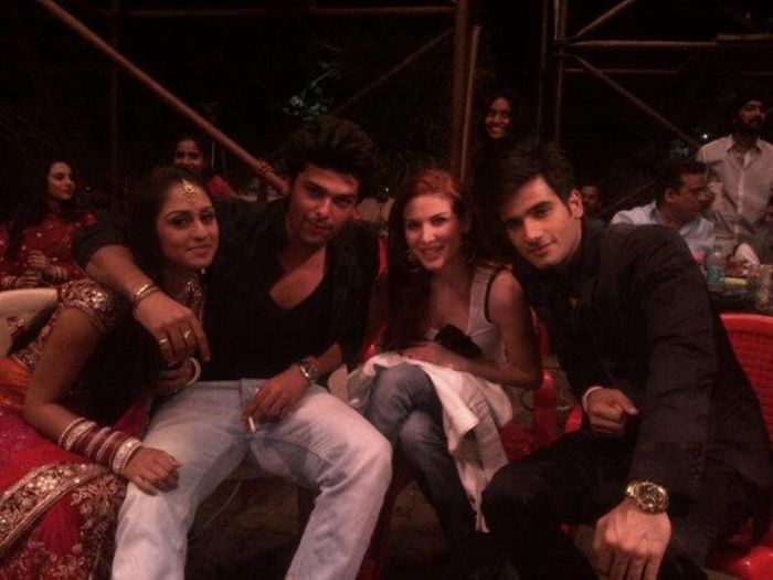 536990_491477287554131_487915531_n