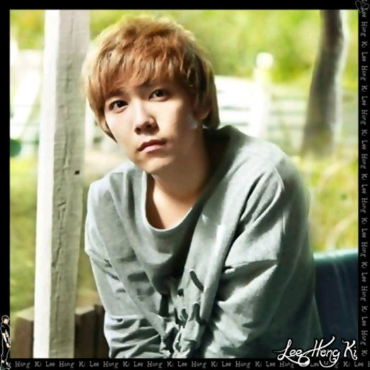 << ..Aham.. bye. :-h.. [se pune langa semineu] ..Aaa.. si voi, ce faceti? :-?? .. - l - x - Episodul 48 - x - l