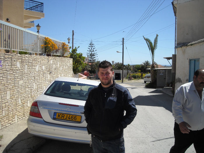 DSCN1068; eu cand eram mai mic.Cipru 2008.Larnaka Anafotida
