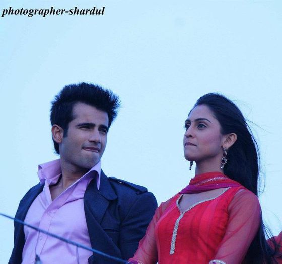 403137_193509050748495_1596242593_n - Krystle Dsouza and Karan Tacker