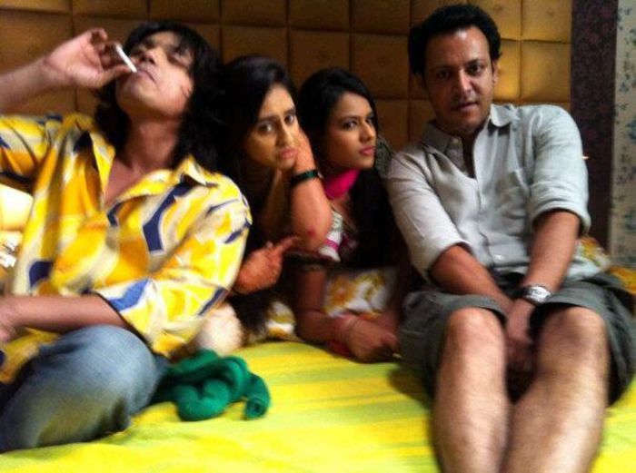 408049_188523344580399_1971508009_n