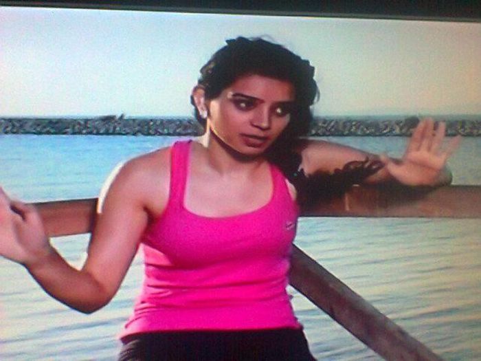 603782_192693734215467_818136939_n