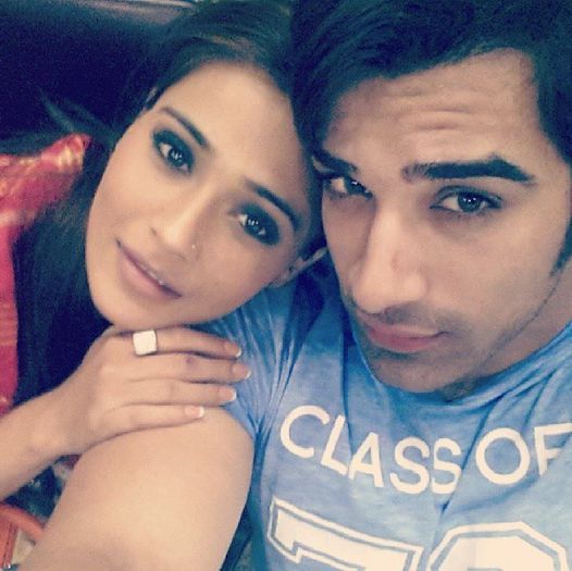 1 - sara khan24