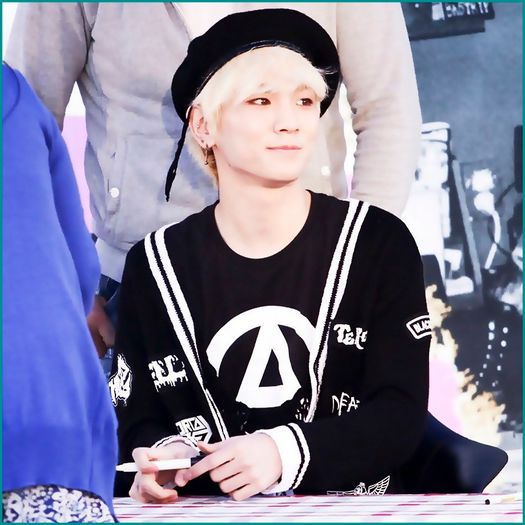 <.> .. Ia uite,alta care ii da atentie lui Jong. :( .. Byez. :) .. :)) .. - l - x - Episodul 49 - x - l