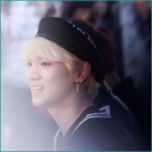 <.> .. (back) .. Sii secretul a ramas nedestainuit. :D .. :)) .. Yaa,Jung Ah..nu L mi-a zis. :-s ..  - l - x - Episodul 49 - x - l