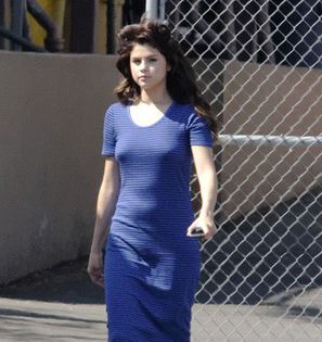 selena-gomez-hepta_1 - Selena Gomez 2013