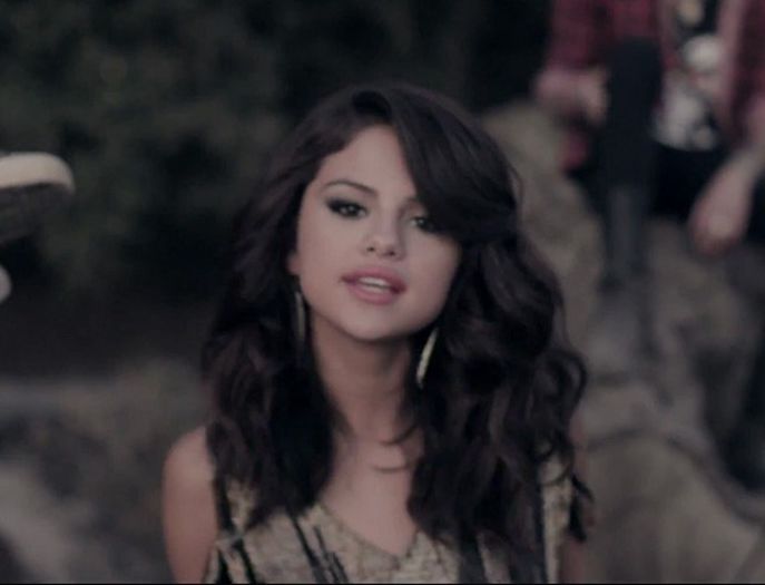 selena-gomez-hit-the-lights-5 - Selena Gomez 2013