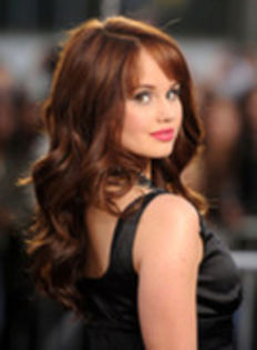 45880069_THRSLRPIE - cine e fan debby ryan