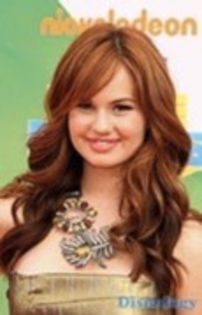 45880099_PGPFKLKVI - cine e fan debby ryan