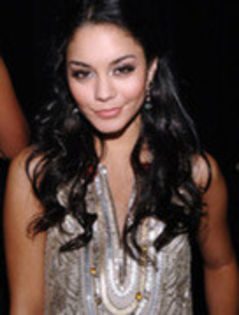 45823811_IIGRAUVNM - cine e fan vanessa hudgens