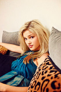 406313_234797246601036_982714005_n - olivia holt