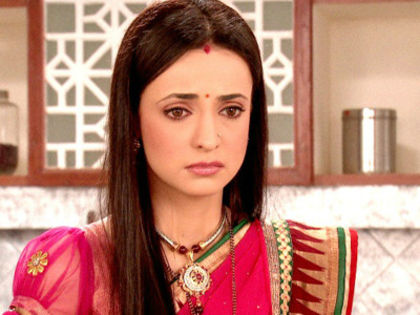 18 - Sanaya Irani aka Khushi Kumari Gupta Singh Raizada