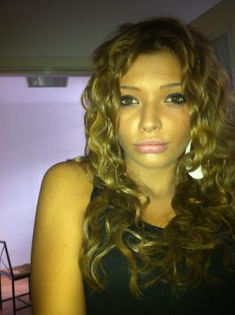 532344_146836688830784_2081481596_n - cristina enache