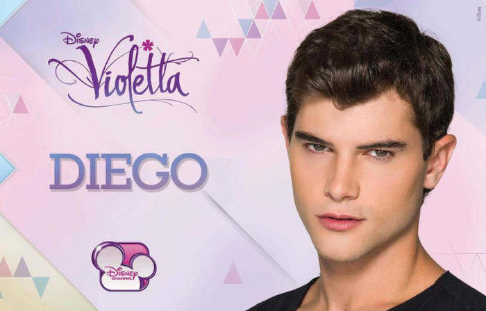 310038_577767938924004_1592316888_n - Personaje noi in Violetta