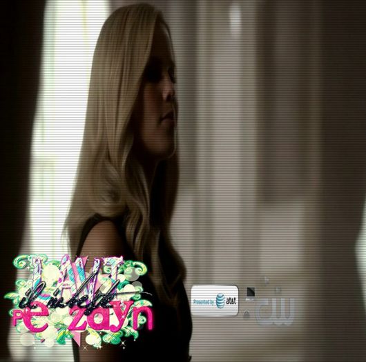 mdaa .. awkey :-?? [ se pune pe canapea si isi baga castile`n urechi fara sa`l bage in seama prea mu - Episode - 08