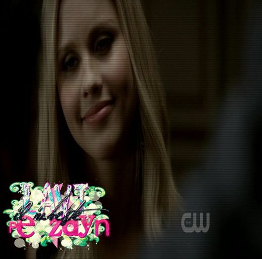 weaw .. de cand te intereseaza asa mult persoana mea ? [ se uita la el ] - Episode - 08