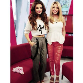  - a-Instagram_______________Selena