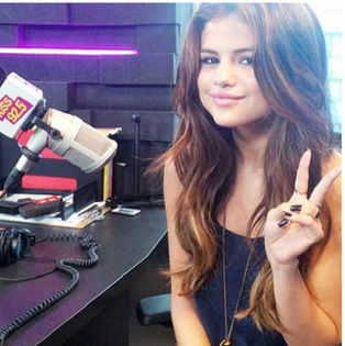  - a-Instagram_______________Selena