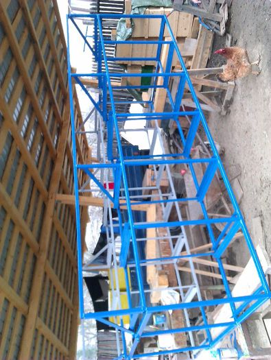 IMAG1343 - Constructie rastel stupi pentru remorca REMA 2013