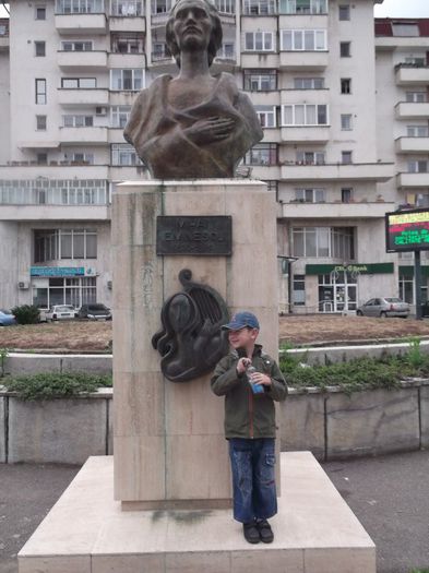 Picture 068 - NEPOTII IN TIMPUL LIBER