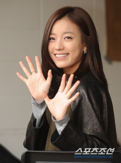 hyo joo24 - Han Hyo Joo