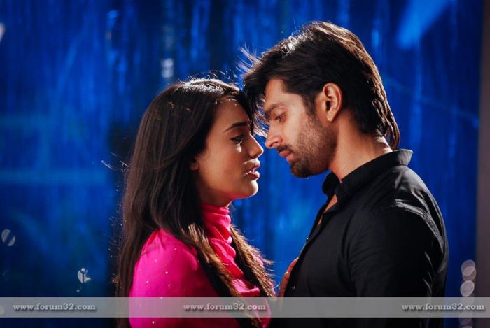 575388_522631994441182_1178882580_n - Asad and Zoya