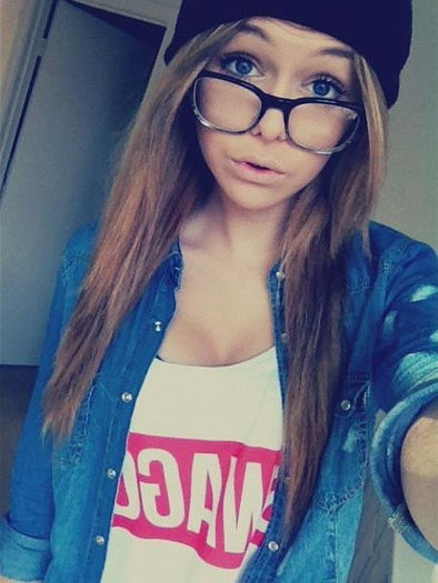 483053_445232655522463_14416134_n_large - xo_Acacia Clark_xo