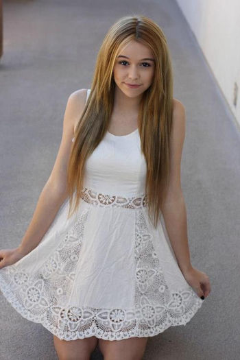 735127_584466418247031_2074101842_n_large - xo_Acacia Clark_xo