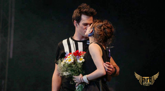 249027_457734874317625_853036497_n