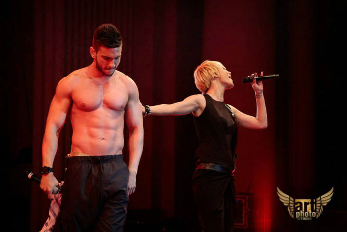 249325_457734480984331_1087164334_n