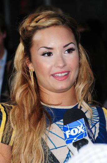 † Demi † - 2__Demi Lovato__2