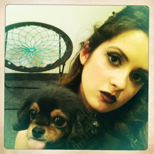 Laura-laura-marano-ally-32391845-600-600