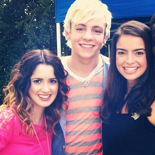 normal_tumblr_mcyzfdavCP1r3dfv9o1_1280