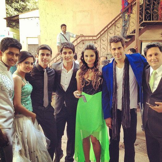 480604_453521878052010_1677283358_n