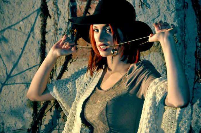 429751_276864229047963_338830241_n