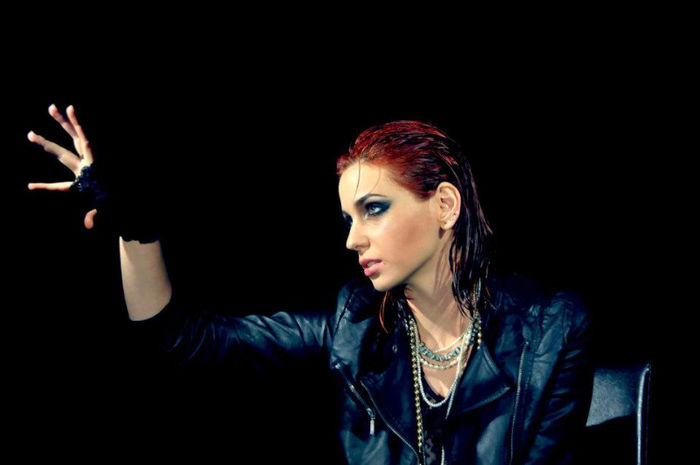 425145_290143944386658_289225653_n - Natalia Cebanu