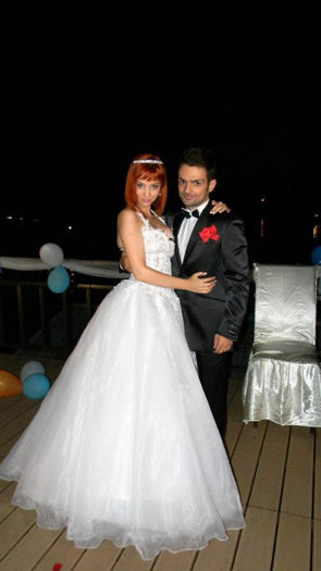 312168_215422521858801_863028898_n